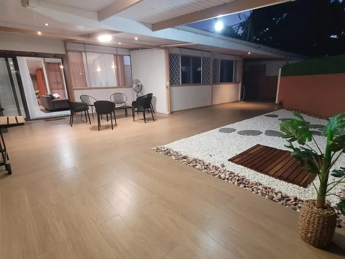 Holiday home Punavai Lodge, Situation Ideale, Maison Spacieuse Punaauia